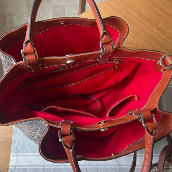 Handbag - Picture 13 of 16